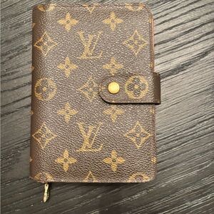 Louis Vuitton Brown Monogram Porte papier zip wallet